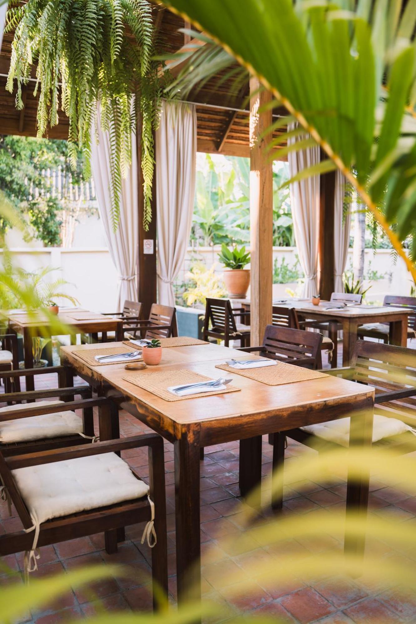 Le Sen Boutique Hotel Luang Prabang Exterior photo